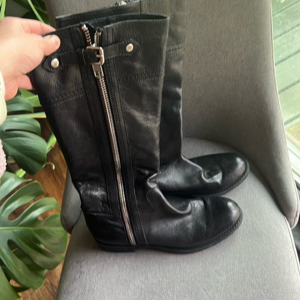 Franco Sarto Women’s Black Side Zip Knee Moto Boots, excellent condition!